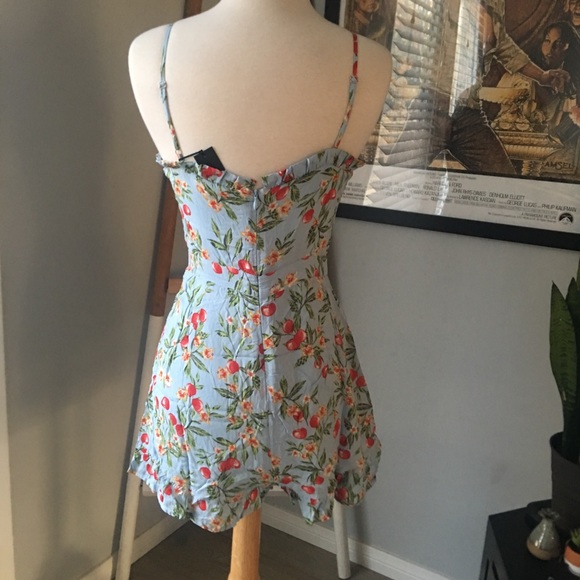 Cherry print sleeveless romper - Picture 3 of 6